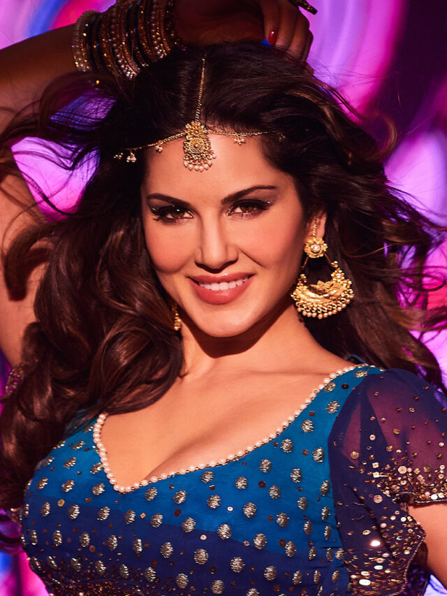 Sunny Leone with her Husband, Father, Mother and Brother