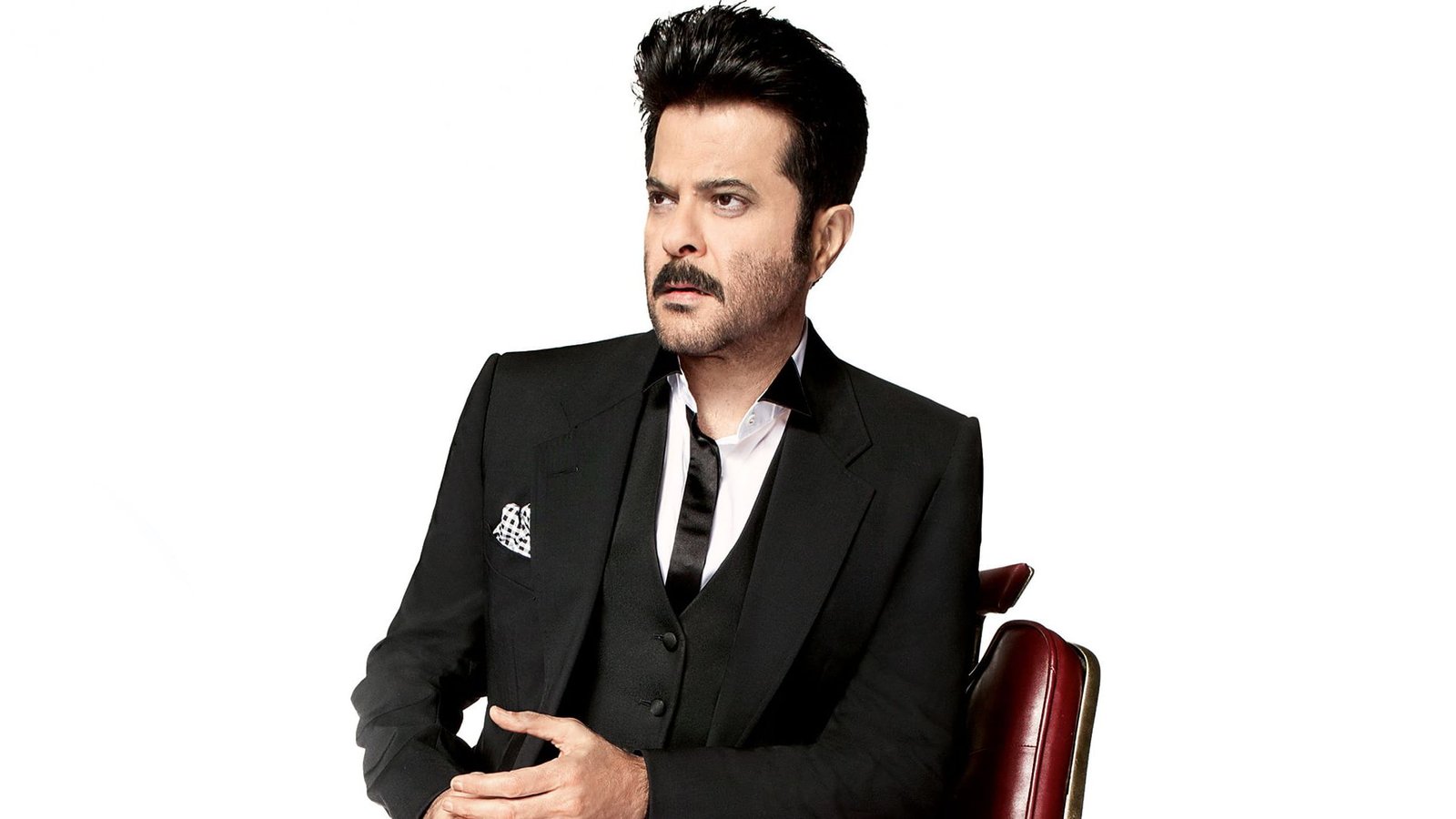 Anil Kapoor Wife, Height, Age, Children, Family, Biography & More