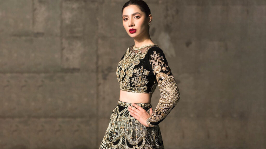 Mahira Khan Biography Height, Weight, Husband, Affairs & More